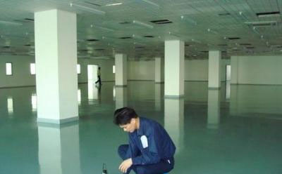 雄关区自流平水泥技术解析：环氧地坪施工的关键步骤